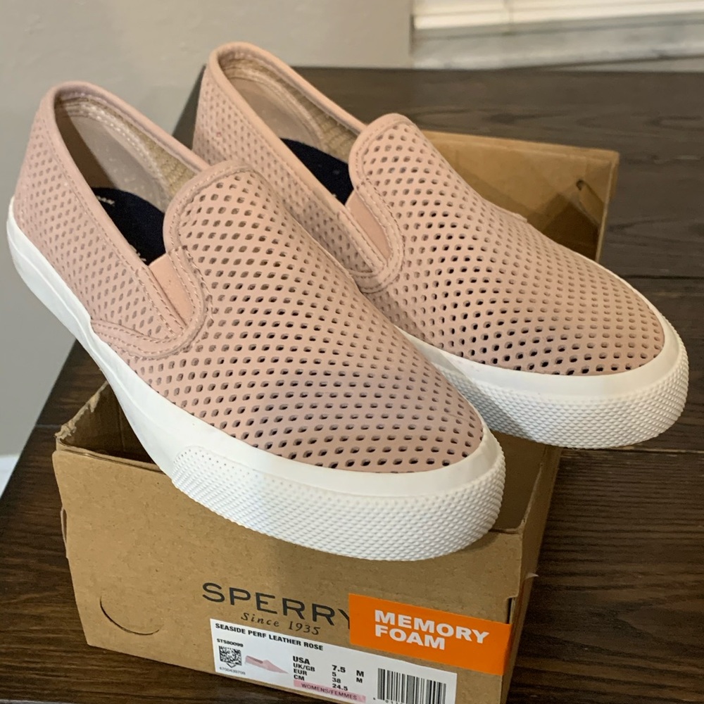 New Sperry Slip Ons 7.5